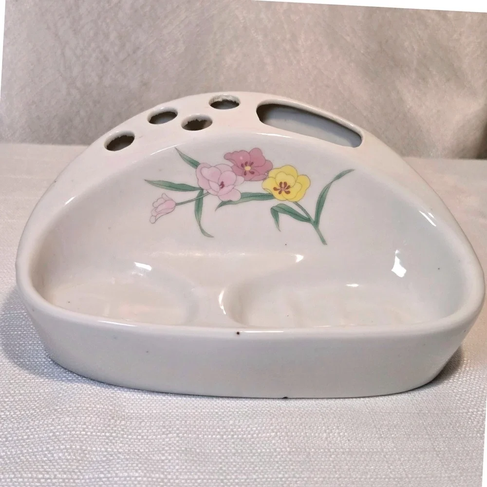 N/A vintage white